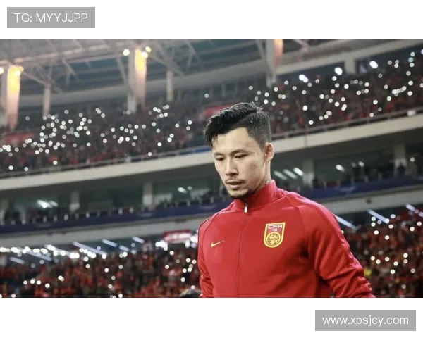 最近一位足球明星宣布退役引发热议他的职业生涯和未来计划揭秘 最近一位足球明星宣布退役引发热议他的职业生涯和未来计划揭秘